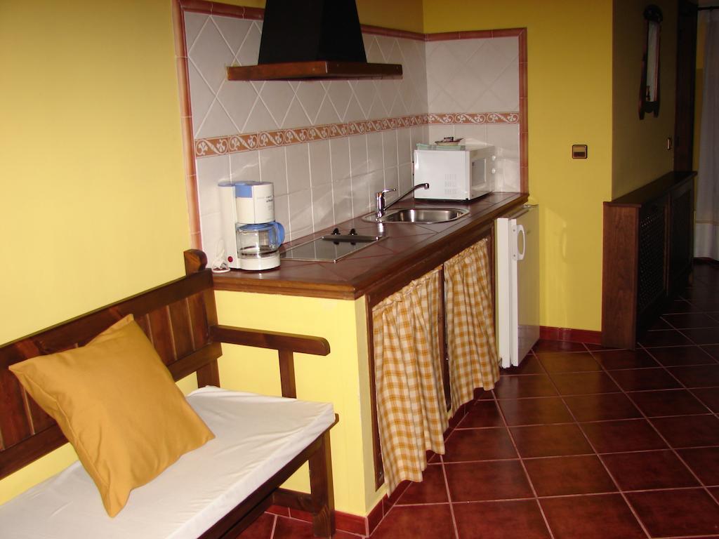 La Boticaria Casa Rural Apartamento Descargamaria Luaran gambar