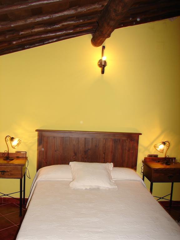 La Boticaria Casa Rural Apartamento Descargamaria Bilik gambar
